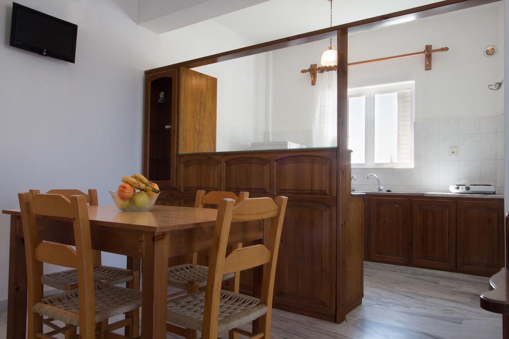Elena Rooms & Apartments Gerani  Cameră foto