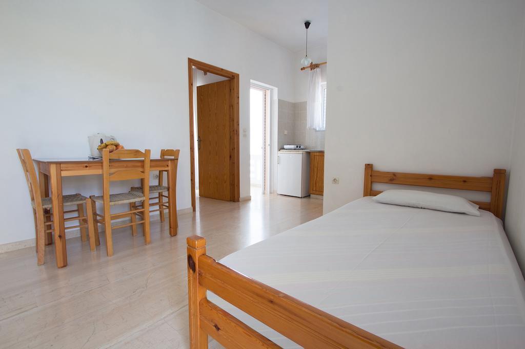 Elena Rooms & Apartments Gerani  Cameră foto